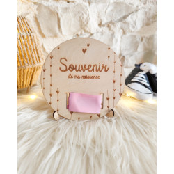 Support bracelet de naissance bébé en bois personalisable - Coeur