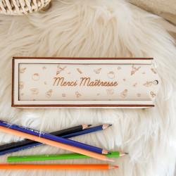 Boîte à crayons, stylos en bois gravée personnalisée