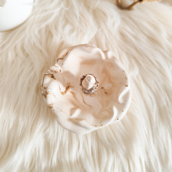 Porte bague en résine naturelle