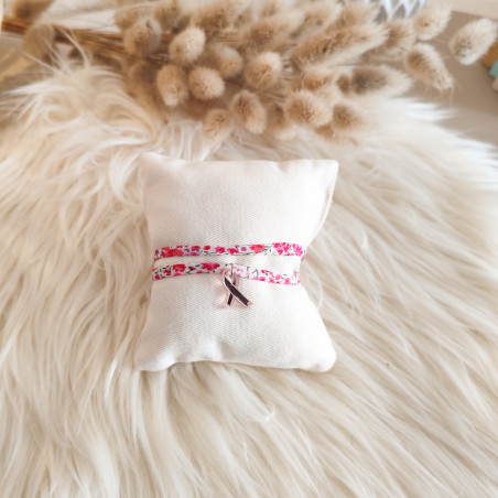 Bracelet bijou Liberty avec breloque Ruban Rose – Octobre Rose