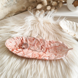 Vide-poche plume, délicatesse en résine naturelle