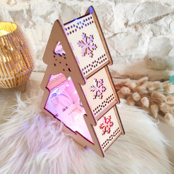 Lanterne Sapin en Bois Gravé et Plexi Transparent "Bonhomme de Neige"