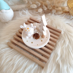 Décoration renne et sapin en résine naturelle sur socle