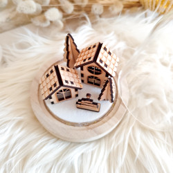 Cloche illuminée – Village de Noël gravé sur bois