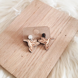 Boucles d’oreilles colibri en bois gravé ou acrylique – bijoux artisan